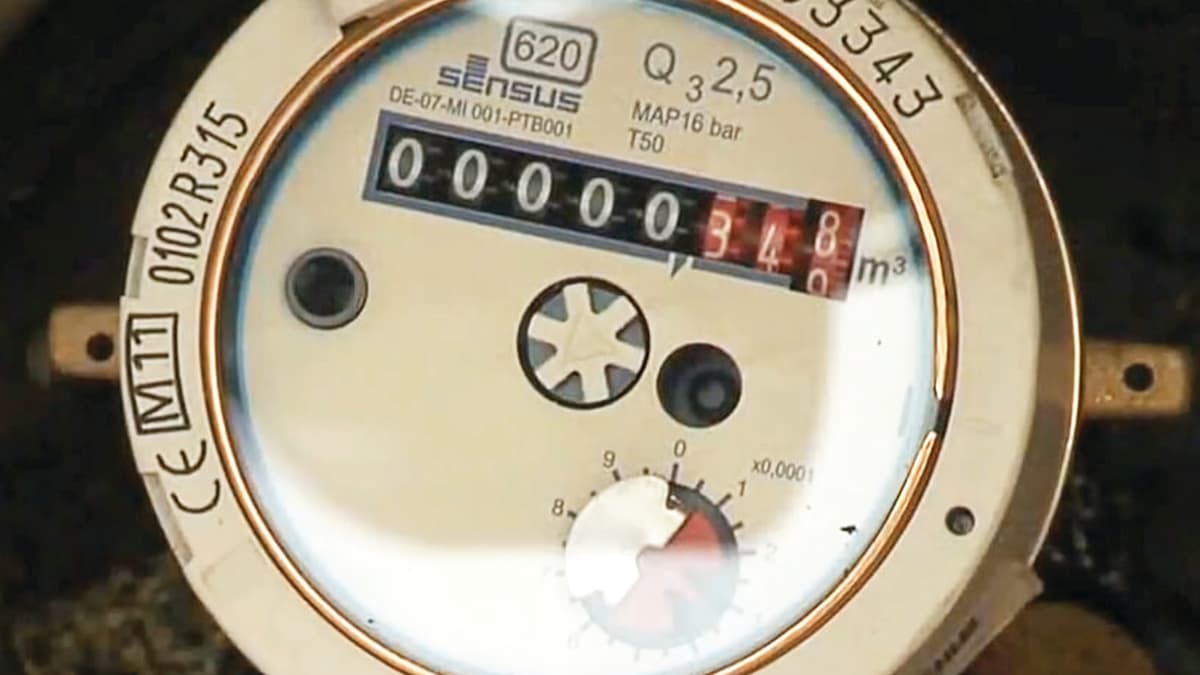 Water meters 'will be compulsory' for most Chobham homes this year